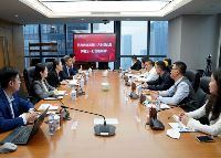 Liu Xu meets with president of Suzhou Chinese Consortium Holding Co., Ltd and his party